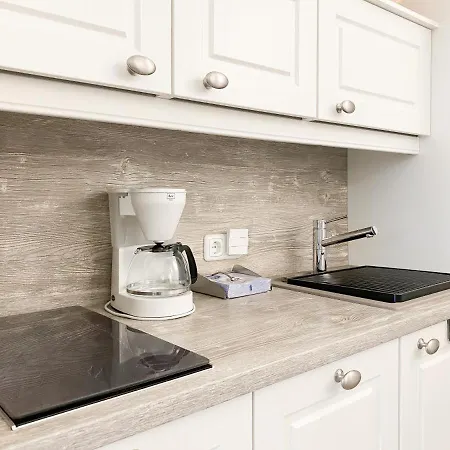 Hochwertige Ferienwohnung In Ruhiger, Strandnaher Lage Appartement