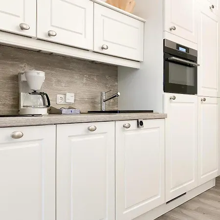 Appartement Hochwertige Ferienwohnung In Ruhiger, Strandnaher Lage Timmendorfer Strand